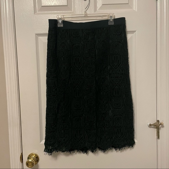 Ann Taylor Lace Pencil Skirt - Picture 2 of 4